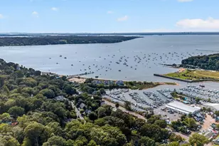 111 Altamont Ave, Sea Cliff, NY 11579 - Photo 2