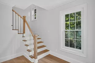 111 Altamont Ave, Sea Cliff, NY 11579 - Photo 14