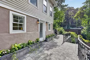 111 Altamont Ave, Sea Cliff, NY 11579 - Photo 4