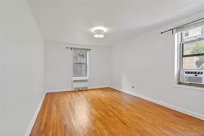 67-25 Clyde Street #2G, Forest Hills, NY 11375 - Photo 8