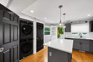2565 Westervelt Ave, Bronx, NY 10469 - Photo 10