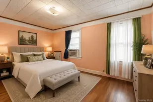 46-27 Robinson St, Flushing, NY 11355 - Photo 16