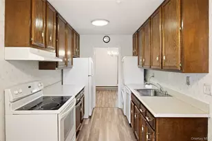 1006 Cabot Path, Saint James, NY 11780 - Photo 8
