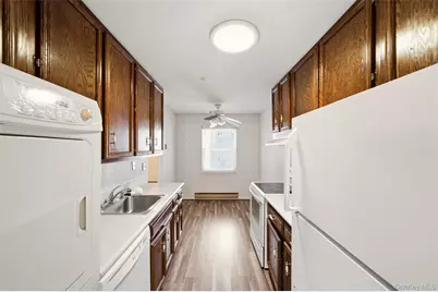 1006 Cabot Path, Saint James, NY 11780 - Photo 6