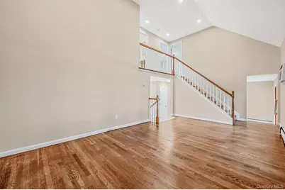 532 French Avenue, North Babylon, NY 11703 - Photo 2