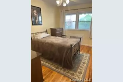 98 Wright Road, Rockville Centre, NY 11570 - Photo 12