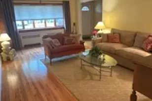 98 Wright Rd, Rockville Centre, NY 11570 - Photo 6