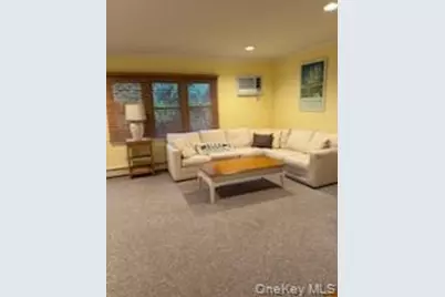98 Wright Road, Rockville Centre, NY 11570 - Photo 8