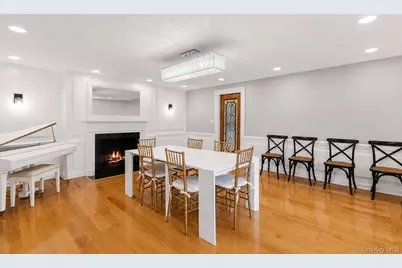 450 Oyster Bay Road, Locust Valley, NY 11560 - Photo 6