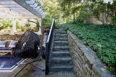 22 Hillside Avenue, Katonah, NY 10536 - Photo 20
