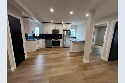 68A Main Street #A, Babylon, NY 11702 - Photo 6
