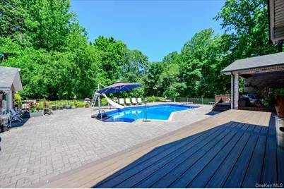 5 Jacquelyn Court, Dix Hills, NY 11746 - Photo 44