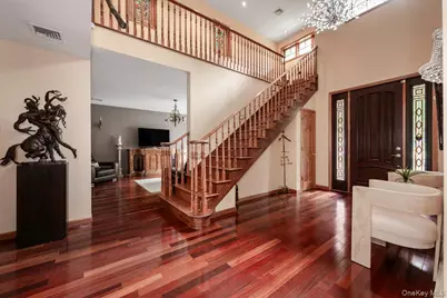 5 Jacquelyn Court, Dix Hills, NY 11746 - Photo 6