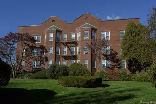 365 Stewart Ave, Garden City, NY 11530 - Photo 2