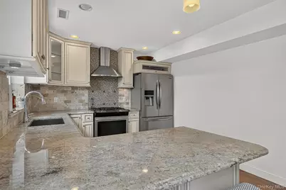 3144 Baisley Avenue, Bronx, NY 10465 - Photo 14