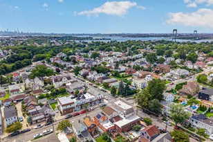 12-06 149th St, Whitestone, NY 11357 - Photo 22