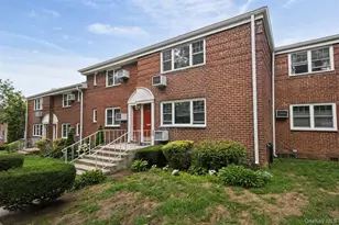 78-02 Cloverdale Blvd, Bayside, NY 11364 - Photo 2
