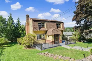33 Grandview Dr, Mahopac, NY 10541 - Photo 4