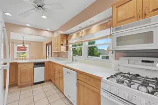 33 Grandview Dr, Mahopac, NY 10541 - Photo 20