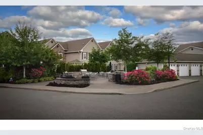 1109 Dolphin Lane #1109, Holbrook, NY 11741 - Photo 2