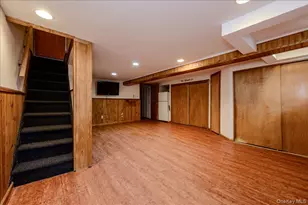 390 Cochran Pl, Valley Stream, NY 11581 - Photo 24