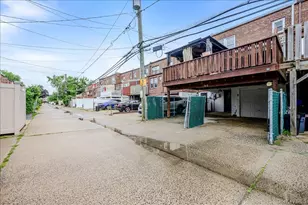 390 Cochran Pl, Valley Stream, NY 11581 - Photo 30