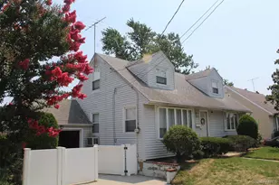 120 N Terrace Pl, Valley Stream, NY 11580 - Photo 6