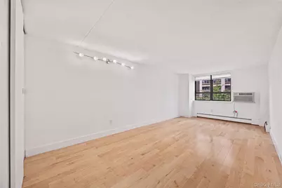 220 Manhattan Avenue #2N, New York, NY 10025 - Photo 2