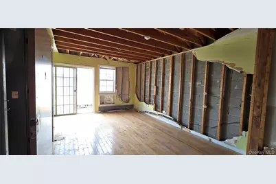 1365 Pinson Street, Far Rockaway, NY 11691 - Photo 20