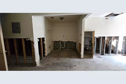 1365 Pinson Street, Far Rockaway, NY 11691 - Photo 8