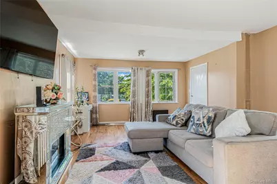11545 172nd Street, Jamaica, NY 11434 - Photo 4