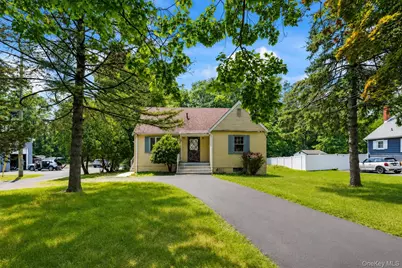 281-283 Old Haverstraw Road, Congers, NY 10920 - Photo 2