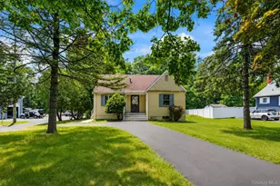 281-283 Old Haverstraw Rd, Congers, NY 10920 - Photo 2
