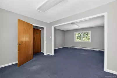 2070 Central Park Avenue, Yonkers, NY 10710 - Photo 20