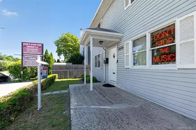 2070 Central Park Avenue, Yonkers, NY 10710 - Photo 26
