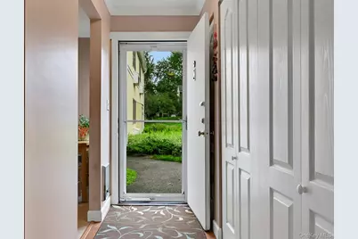 26 Kenneth Stuart #A, Mohegan Lake, NY 10547 - Photo 2
