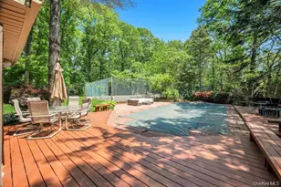 28 Penn Dr, Dix Hills, NY 11746 - Photo 30