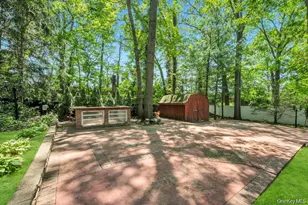 28 Penn Dr, Dix Hills, NY 11746 - Photo 28
