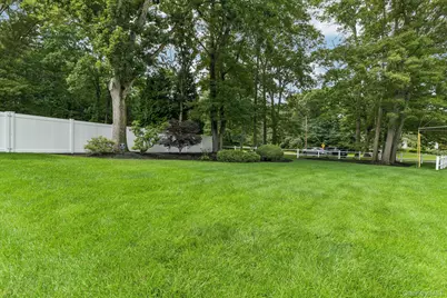 48 Junard Boulevard, Port Jefferson Station, NY 11776 - Photo 40