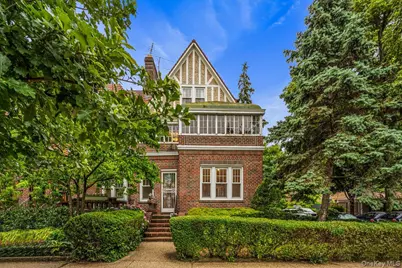 2 Whitson, Forest Hills, NY 11375 - Photo 2