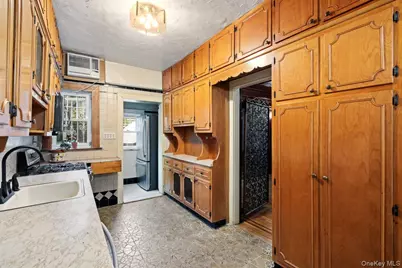 2 Whitson, Forest Hills, NY 11375 - Photo 14