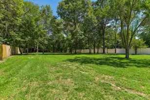 957 Bellmore Ave, Central Islip, NY 11722 - Photo 36