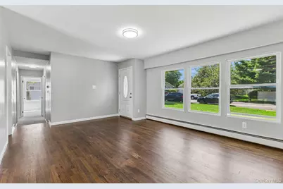 957 Bellmore Avenue, Central Islip, NY 11722 - Photo 6