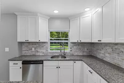 957 Bellmore Avenue, Central Islip, NY 11722 - Photo 12