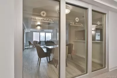 4 Martine Avenue #505, White Plains, NY 10606 - Photo 16