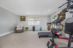 17 E Lincoln Ave, Massapequa, NY 11758 - Photo 38