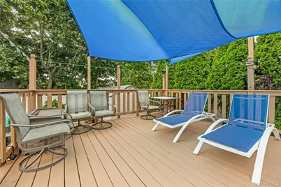 17 E Lincoln Avenue, Massapequa, NY 11758 - Photo 12