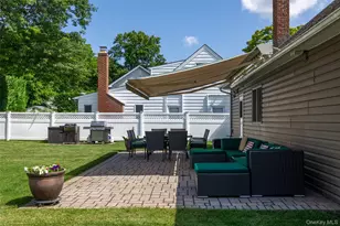 2100 North Dr, Seaford, NY 11783 - Photo 22