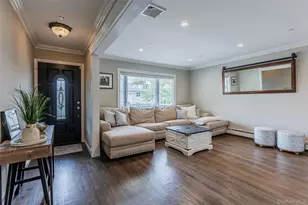 401 Little East Neck Rd S, Babylon, NY 11702 - Photo 8