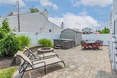 401 Little East Neck Road S, Babylon, NY 11702 - Photo 30